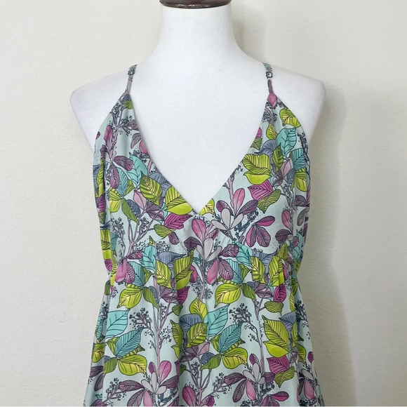 Patagonia Pataloha Strappy Dress - Hevea
Branches: Gypsum Green - Picture 4 of 10